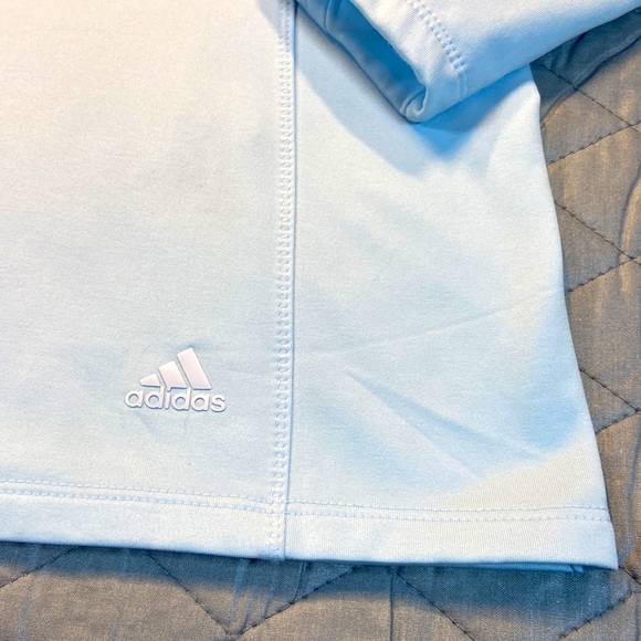 Adidas Golf 1/4 Zip Pullover with Thumb Holes. Light Blue Large. - Picture 4 of 11